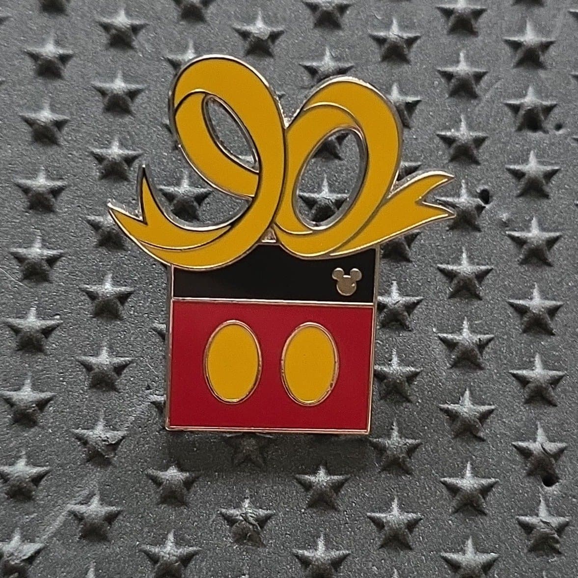 Mickey Mouse 90th Anniversary Gift Box with Ribbon Pin