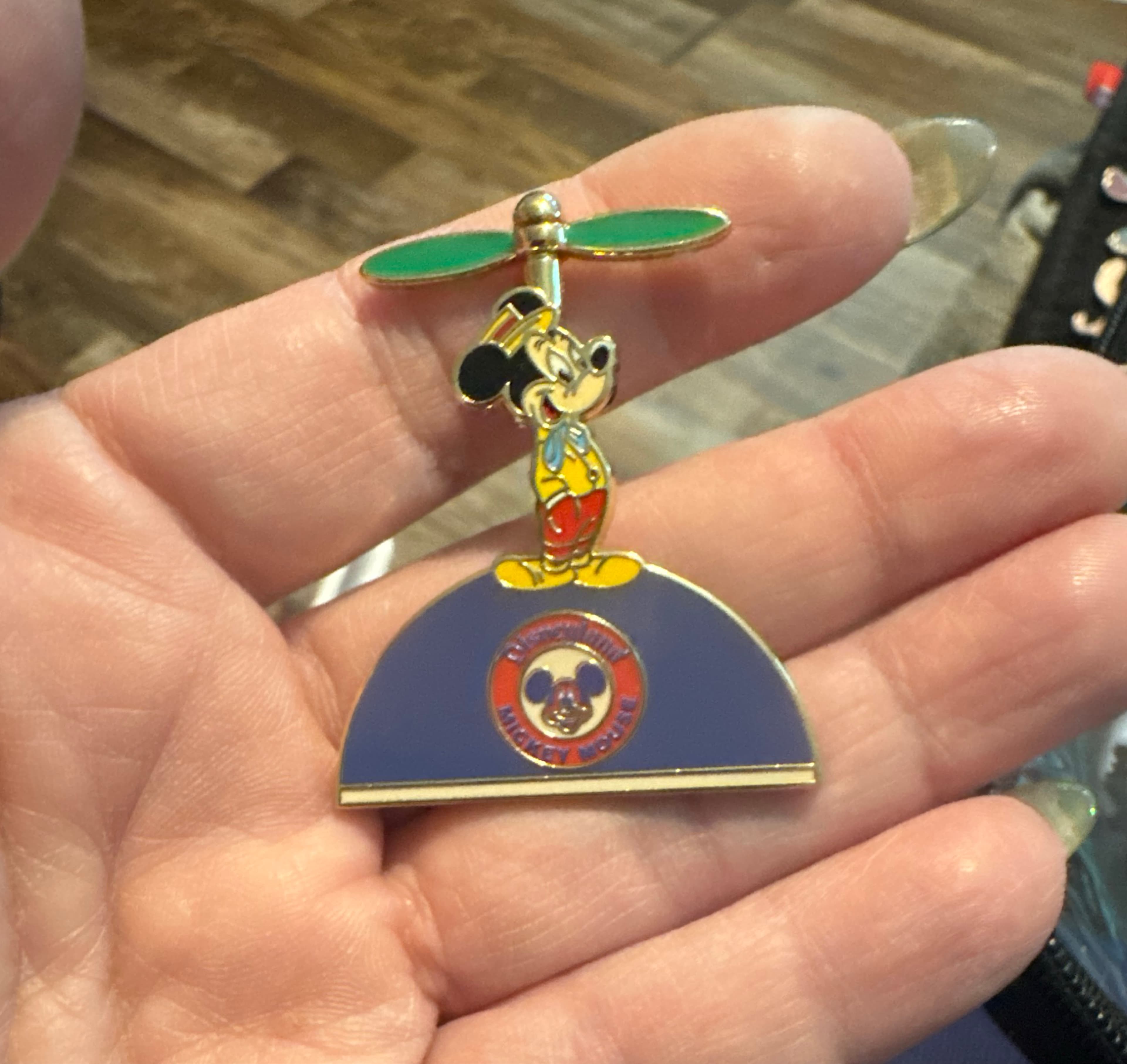 Mickey Mouse Propeller Spinner - Disneyland