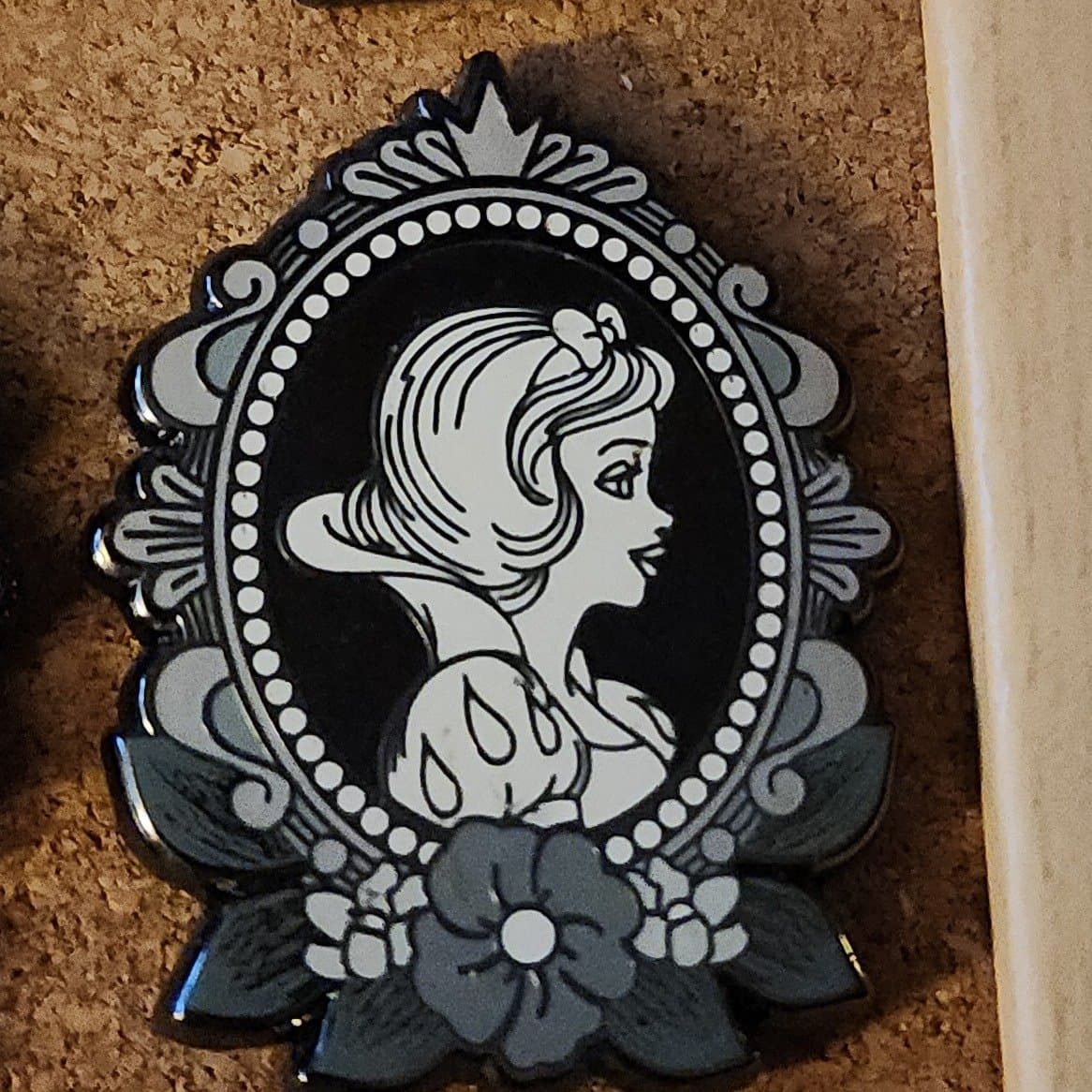 Disney Princesses in Profile Cameo Collection