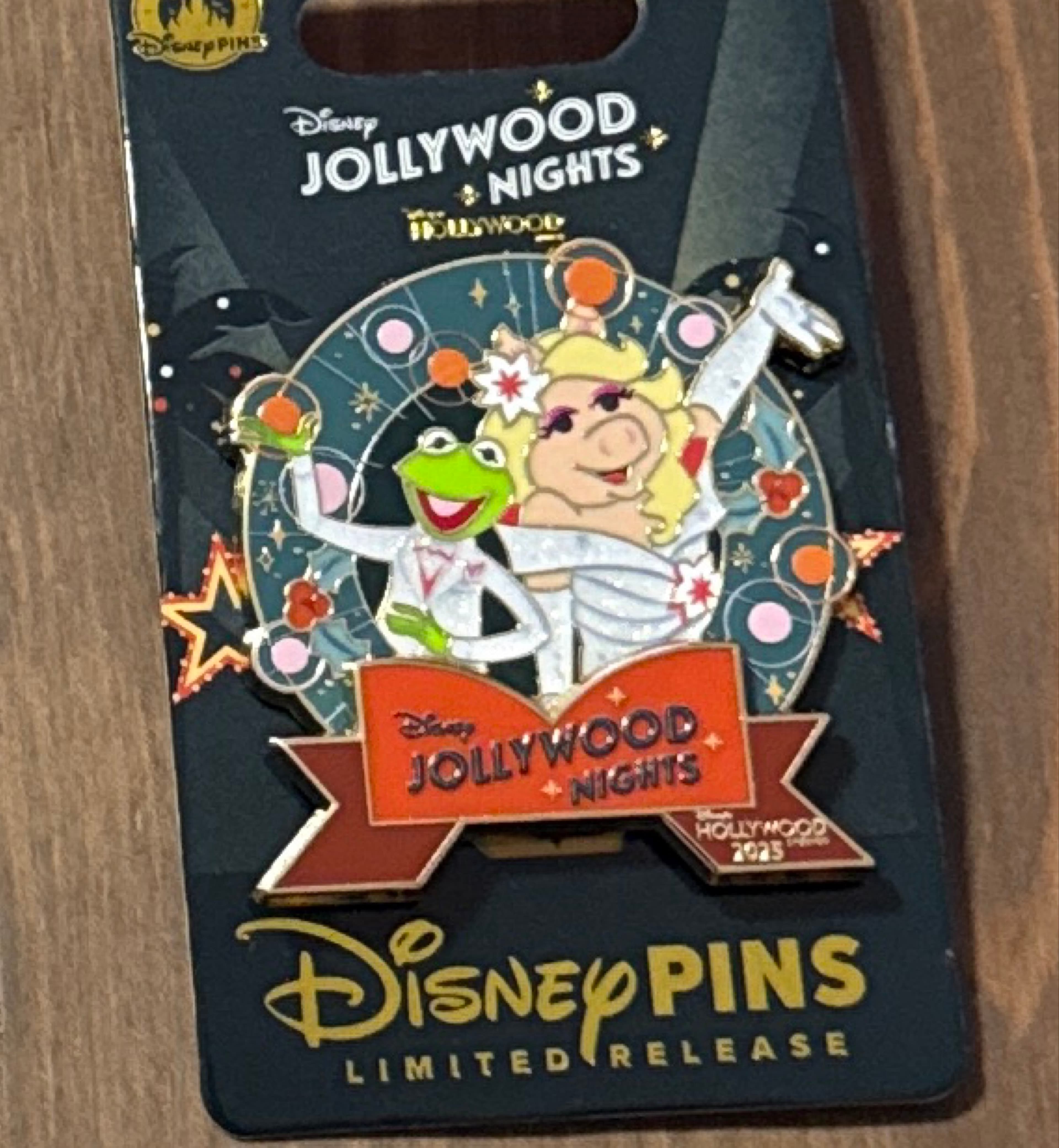 Kermit and Miss Piggy - Disney Jollywood Nights 2025 front