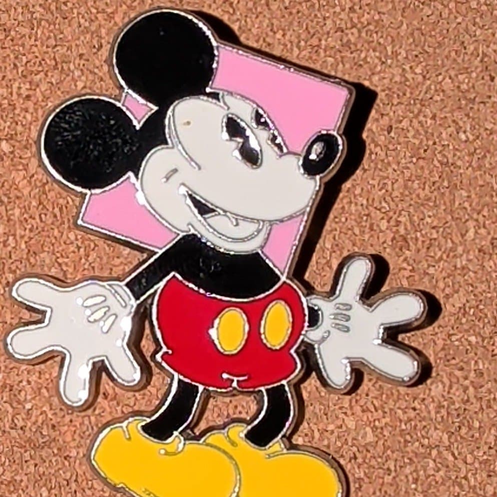 Oh Mickey Happy Mickey with Pink Square front