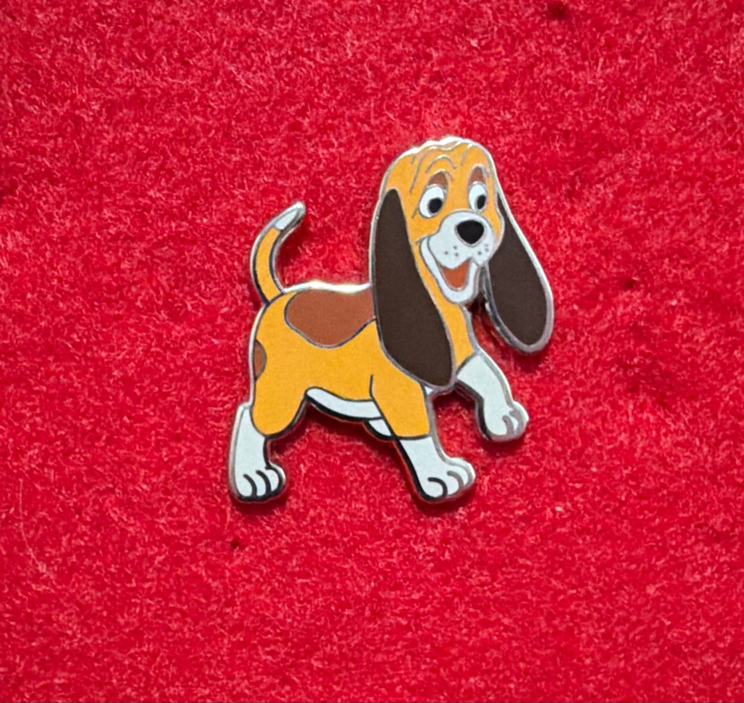 Copper - Disney Dogs Mystery Pin Set