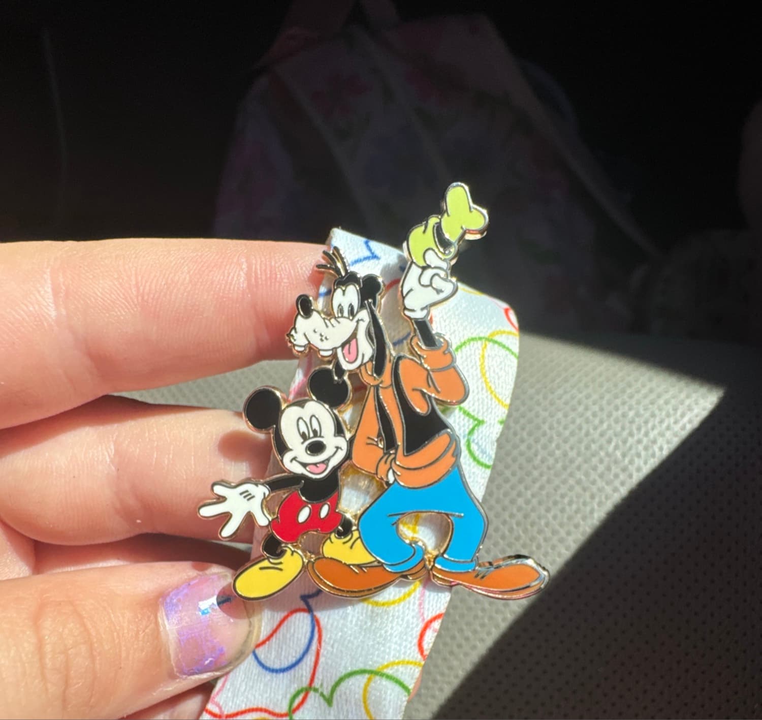 Pin Trading Starter Set - Friends Are Forever