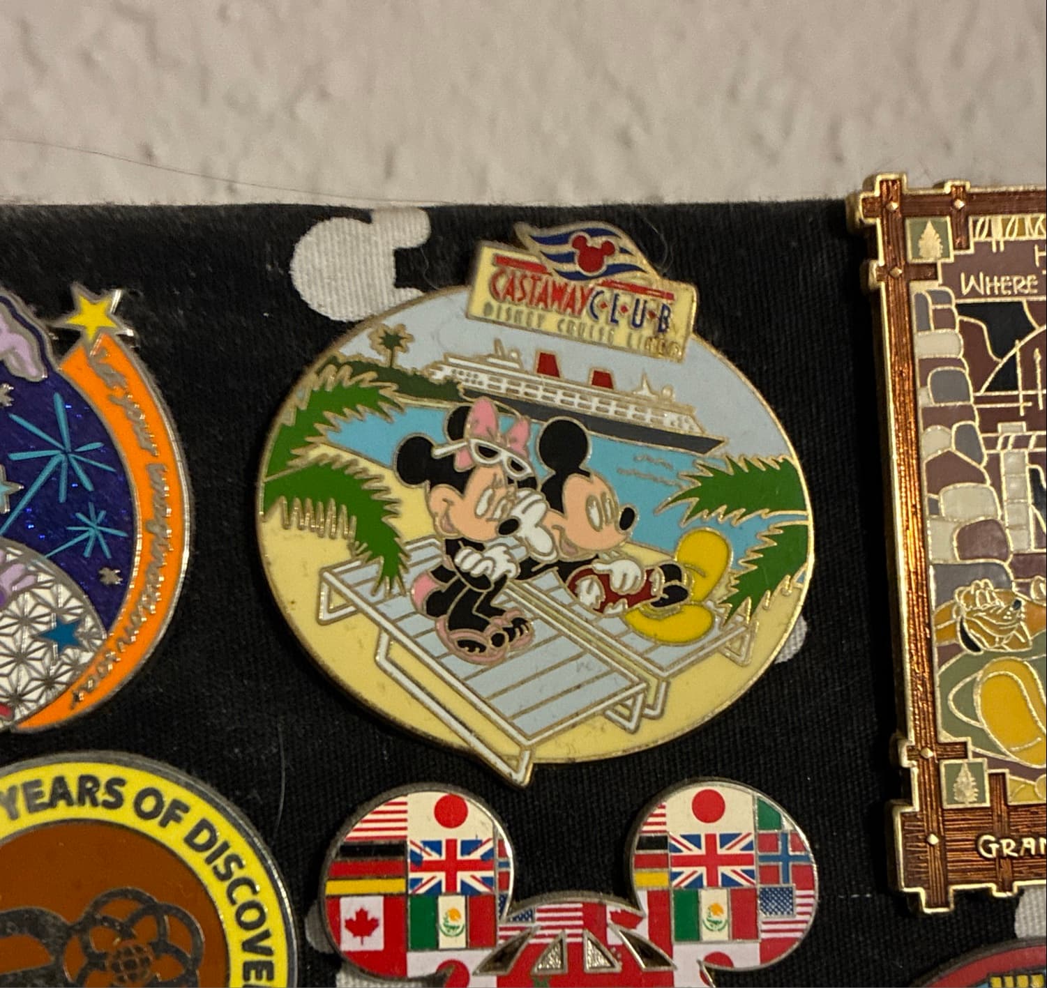 Mickey & Minnie DCL Castaway Club Beach Chairs Pin