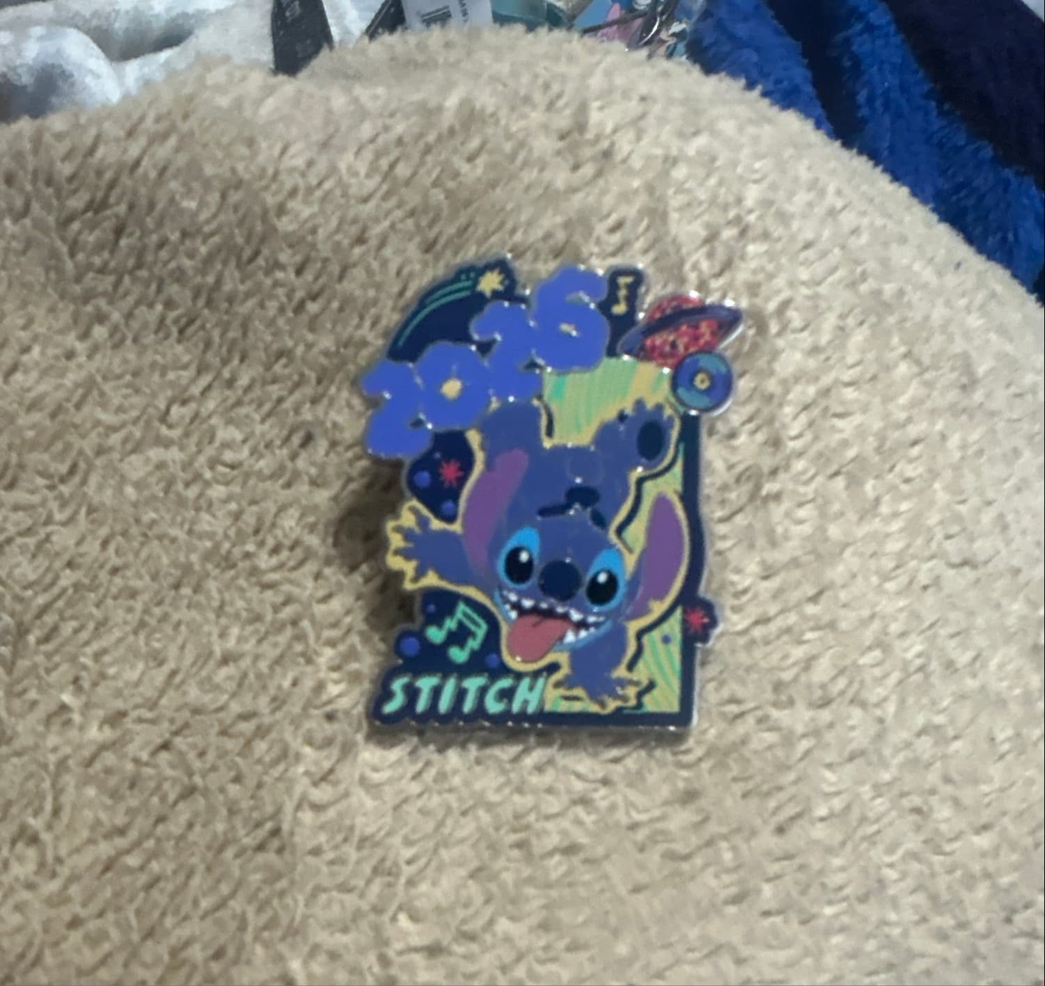 Pin Trader Hidden Disney Mini Jumbo