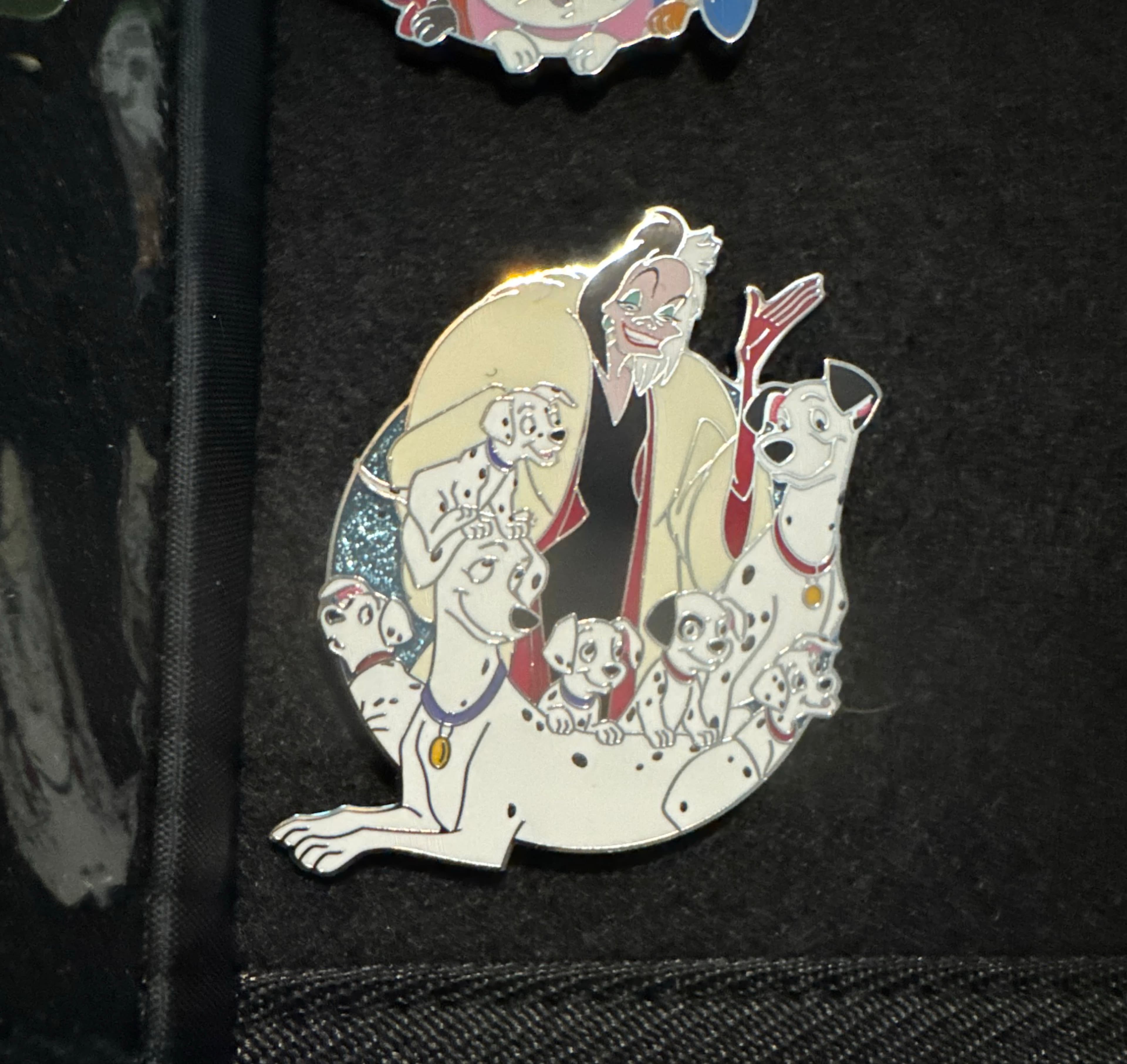 101 Dalmatians Family Cluster Pin featuring Cruella, Pongo, Perdita, and Puppies front