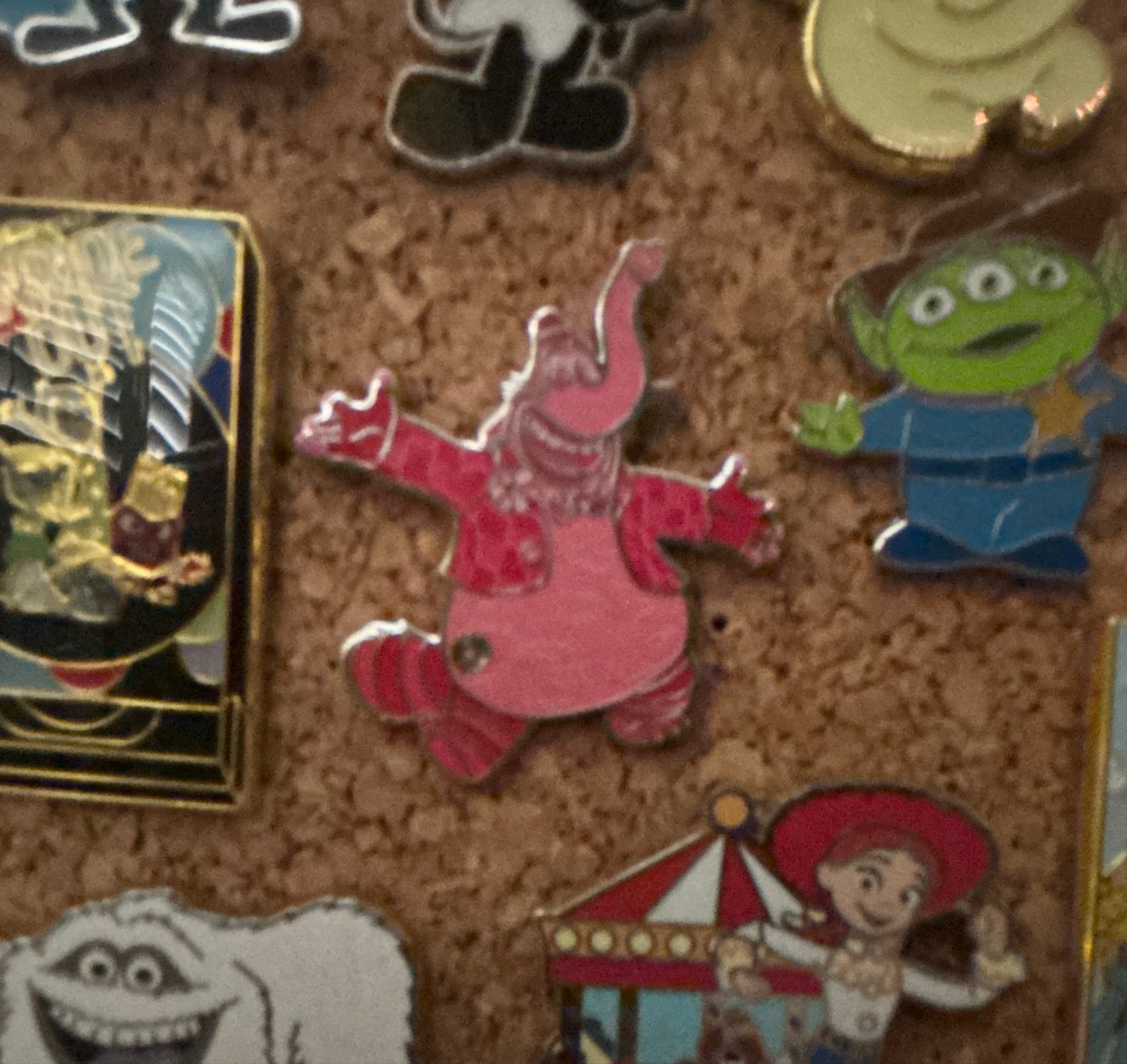 DLR Hidden Disney Series 2025 Wave A: Pink Color Story