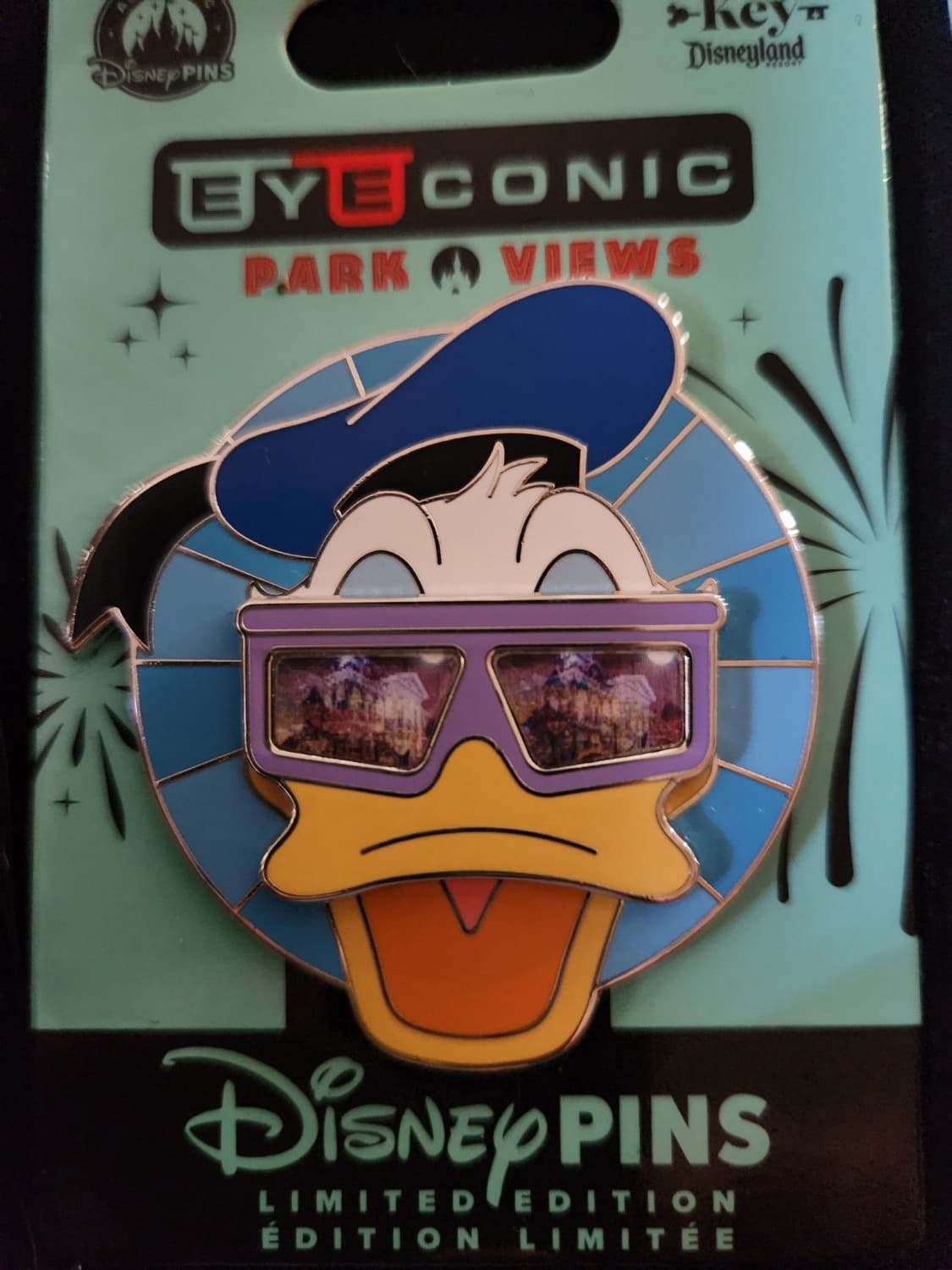 Donald Duck front