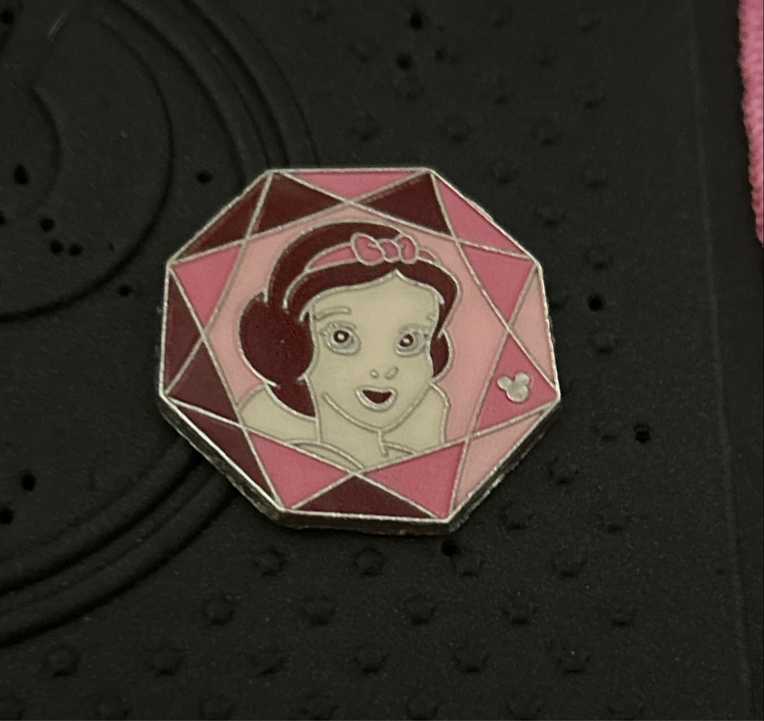 Snow White - Princess Gems - 2008 Hidden Mickey