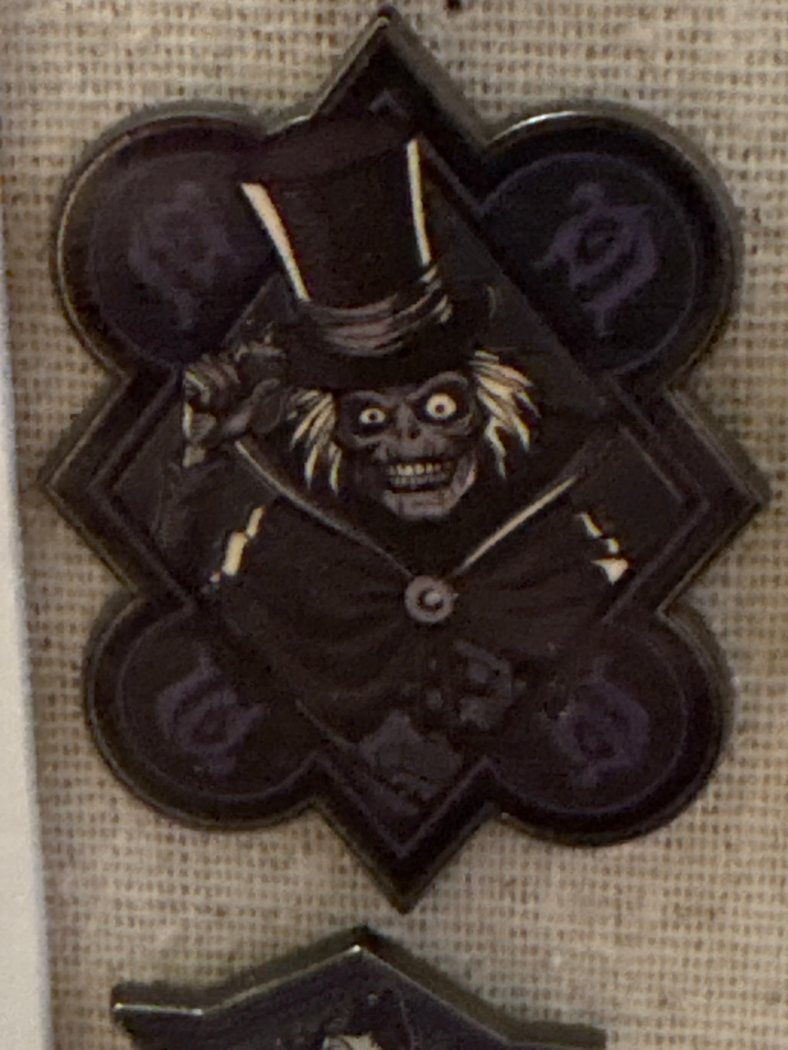 The Hatbox Ghost in Diamond - Haunted Mansion Ghost Host Collection