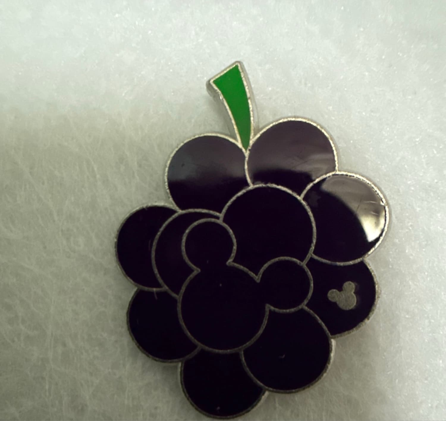 Grapes front