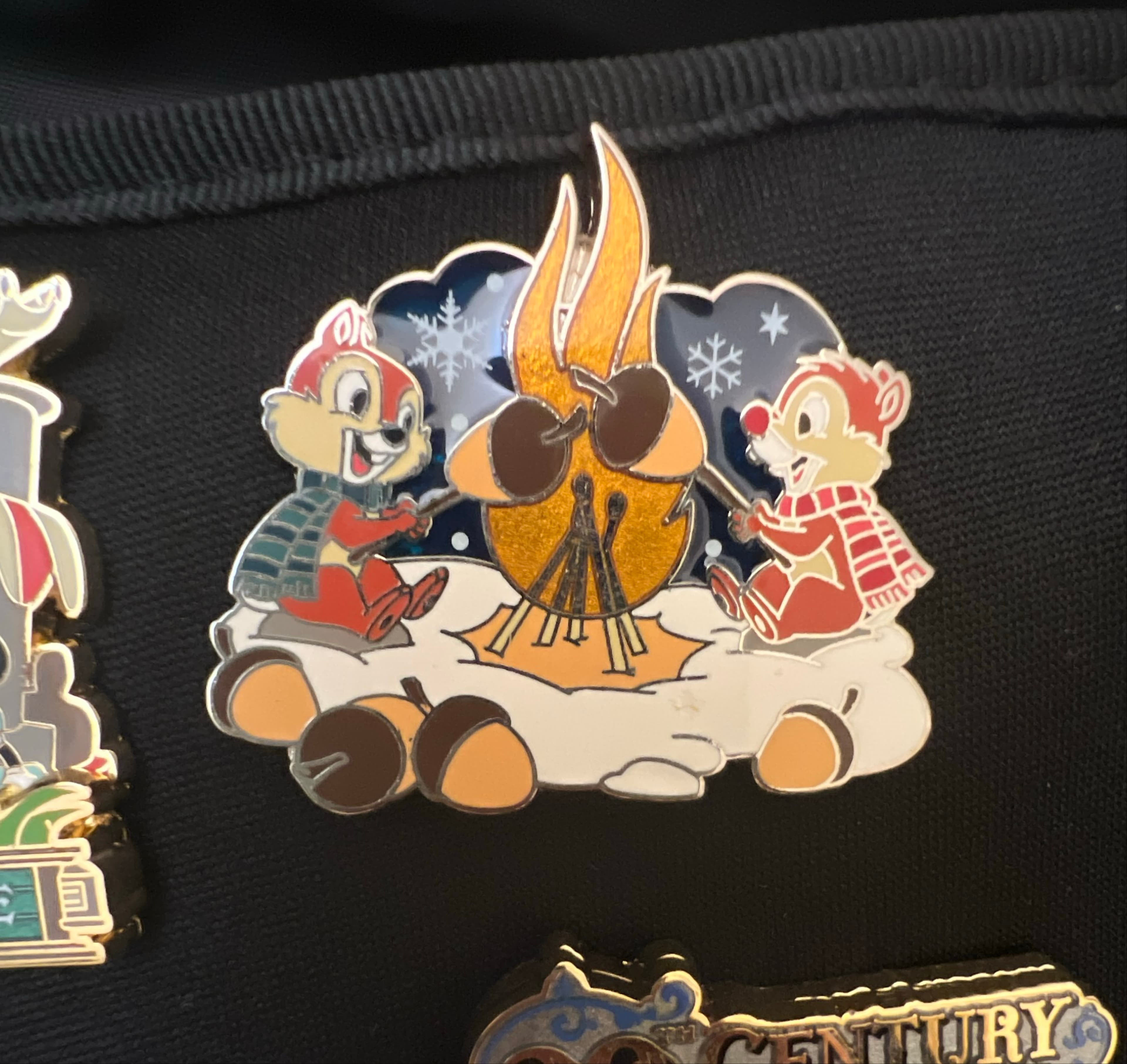 Chip and Dale Roasting Acorns - 2016 Holiday front