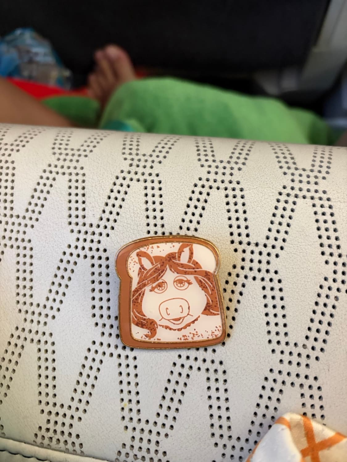 HKDL - Pin Trading Carnival - Toast Set - 2020