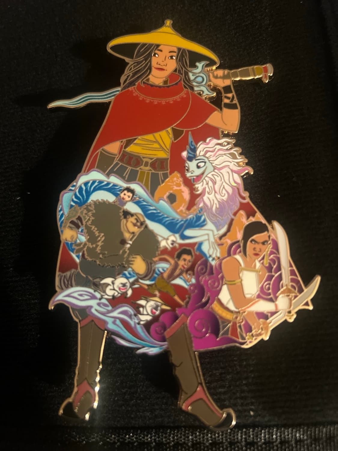 Raya and the Last Dragon Limited Edition Jumbo Pin front