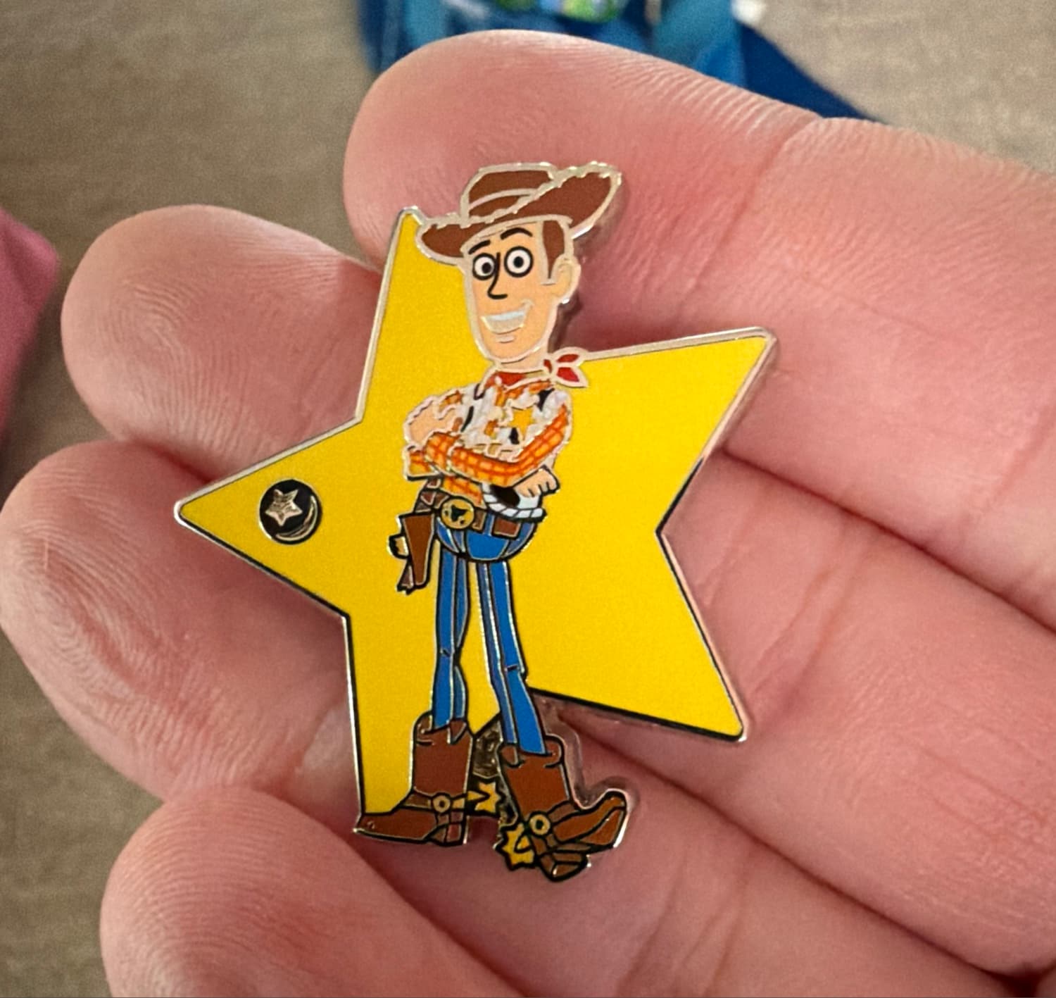 DLR/WDW Hidden Disney Series 2022: Toy Story Stars - Woody Star front