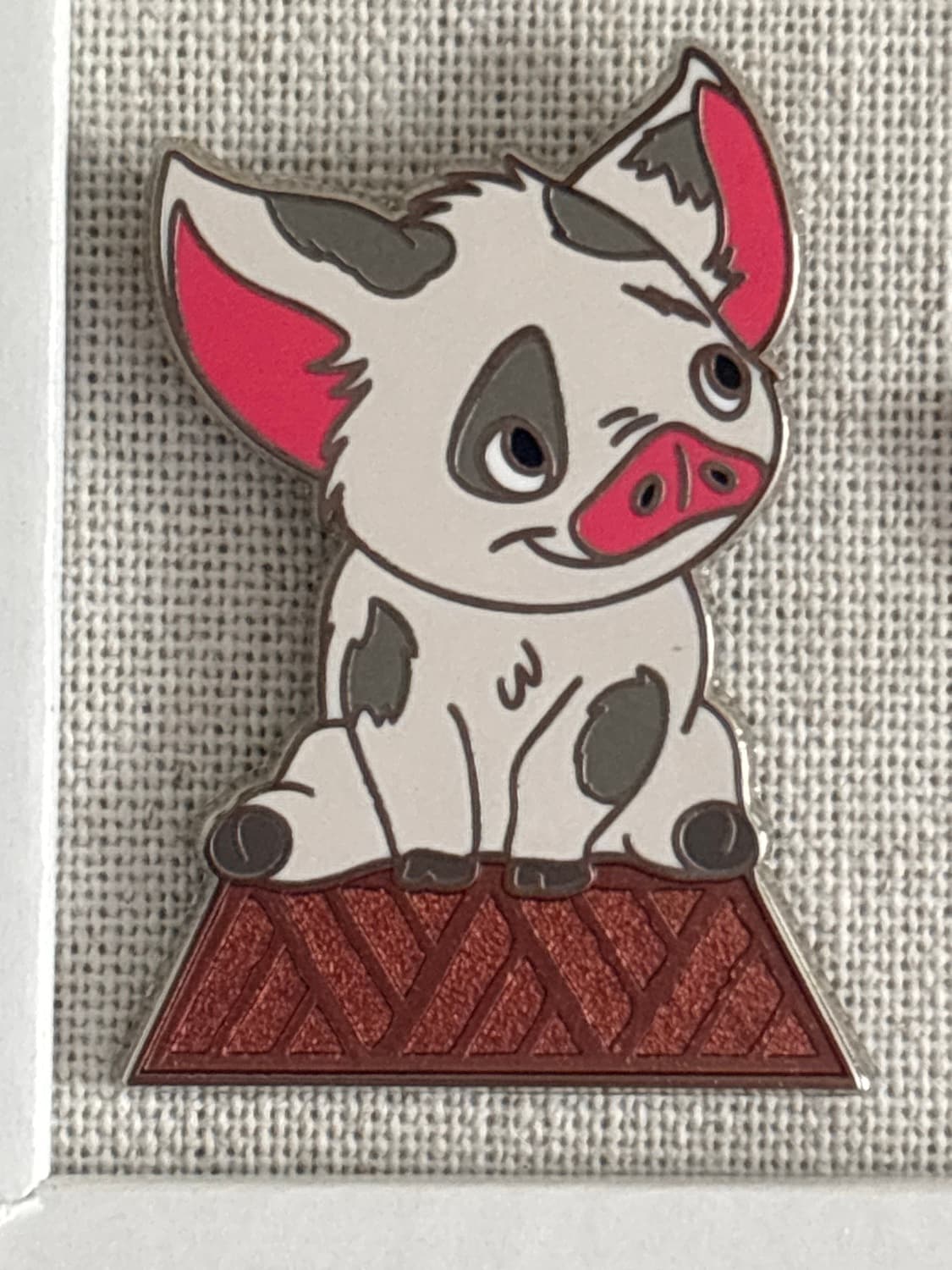 Pua Sitting 2 pack with hei hei front
