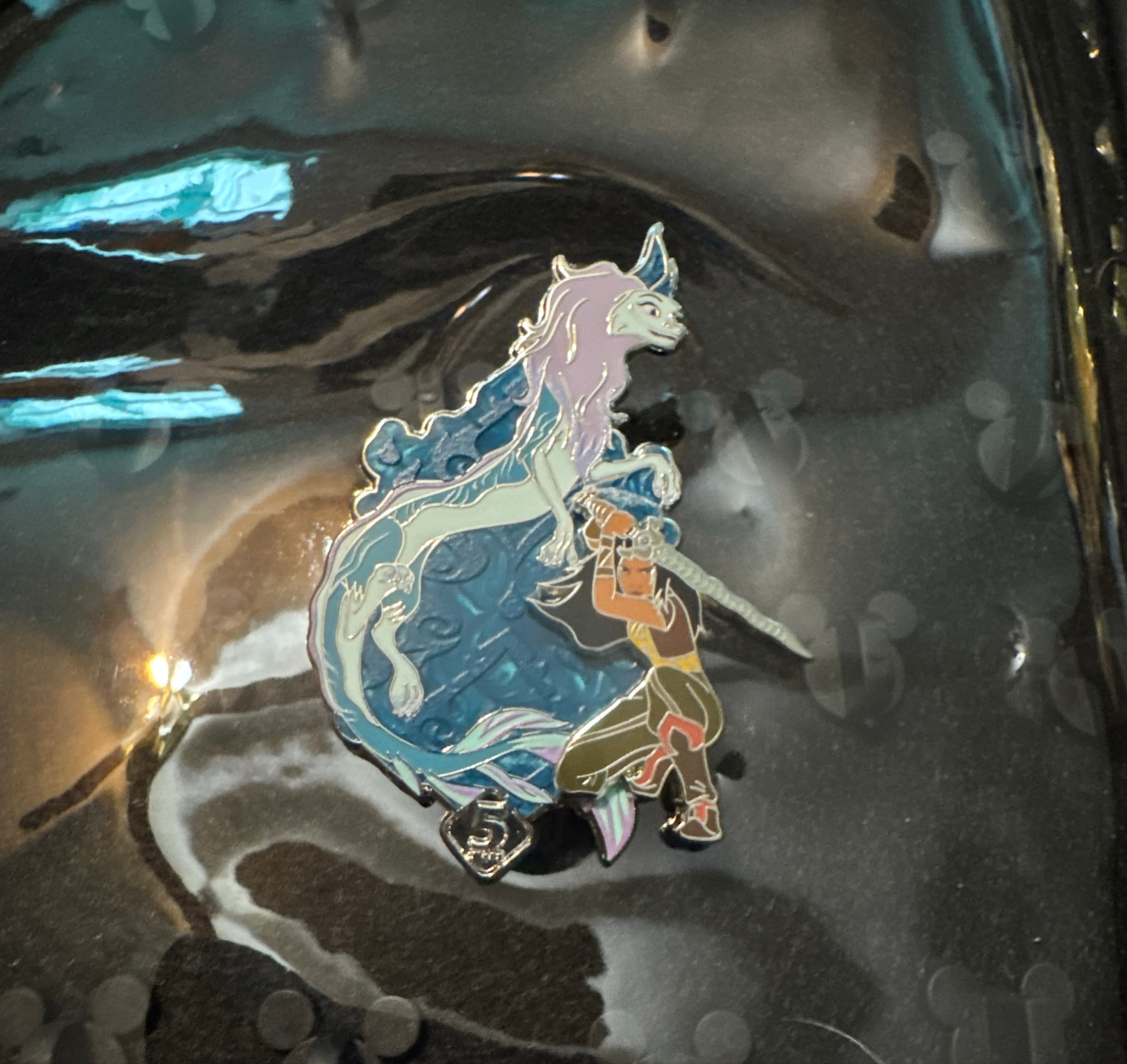 Raya and Sisu - Raya and the Last Dragon 5th Anniversary Pin front