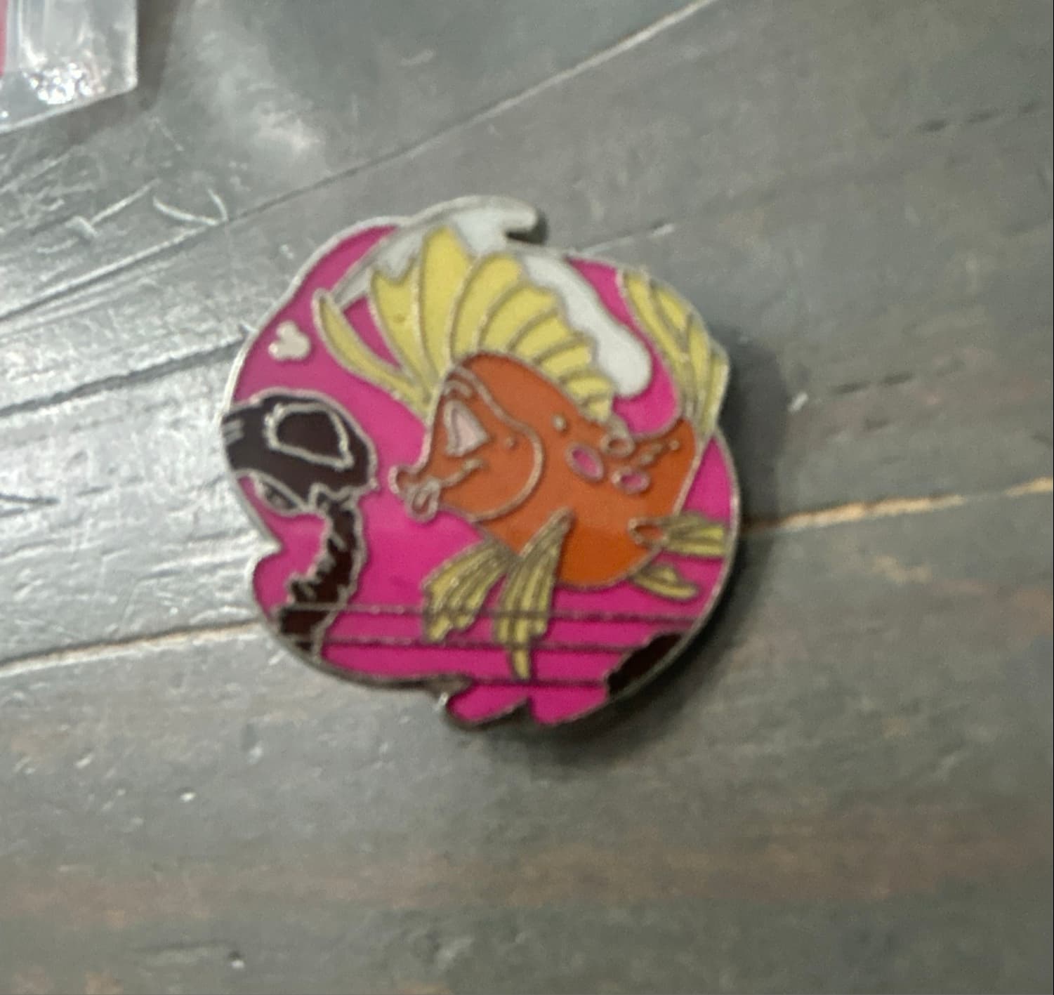 DLR Hidden Mickey Series 2009: The Little Mermaid Character Shells Collection - Flounder