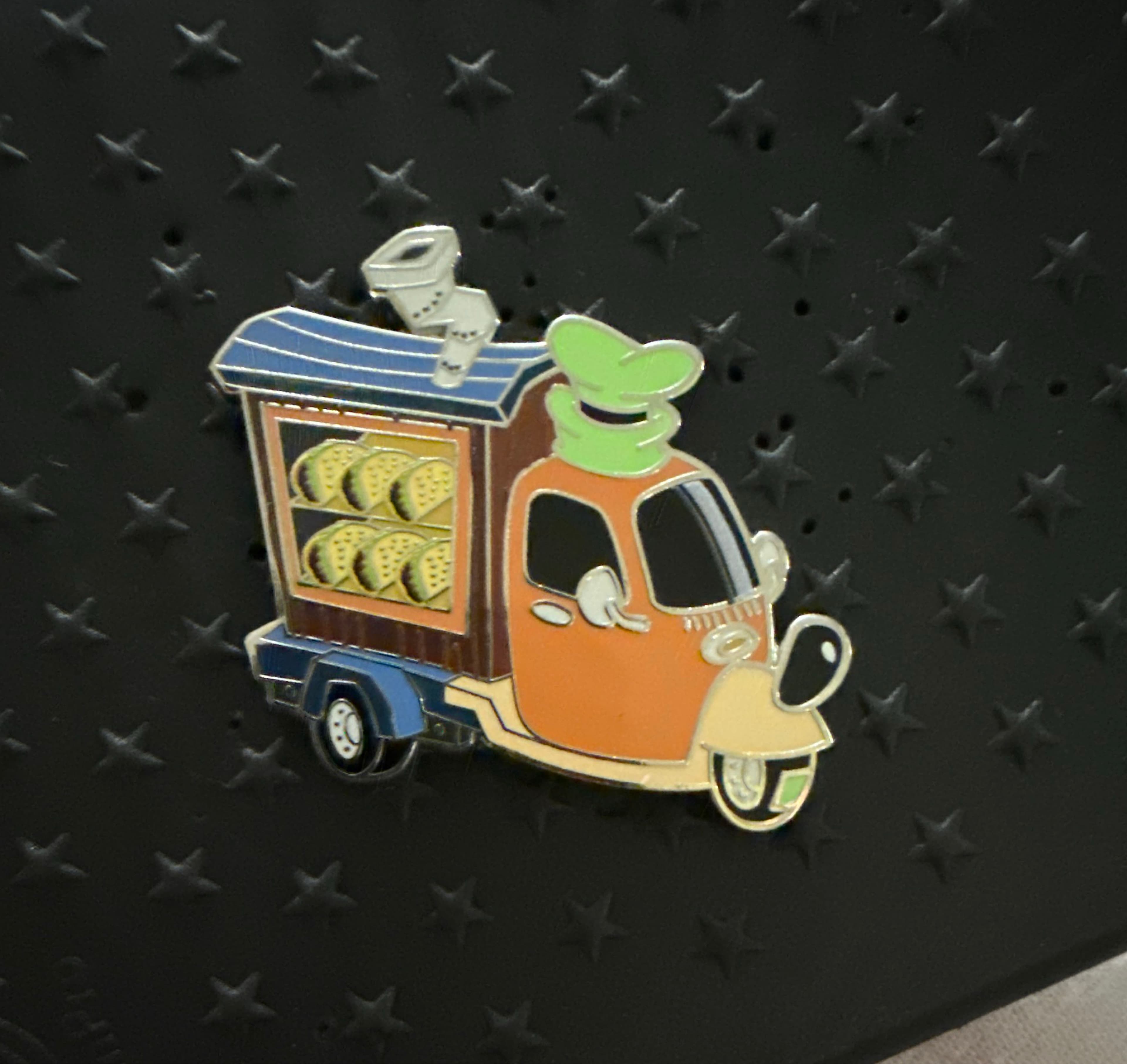 Food Trucks Mystery Pin Set