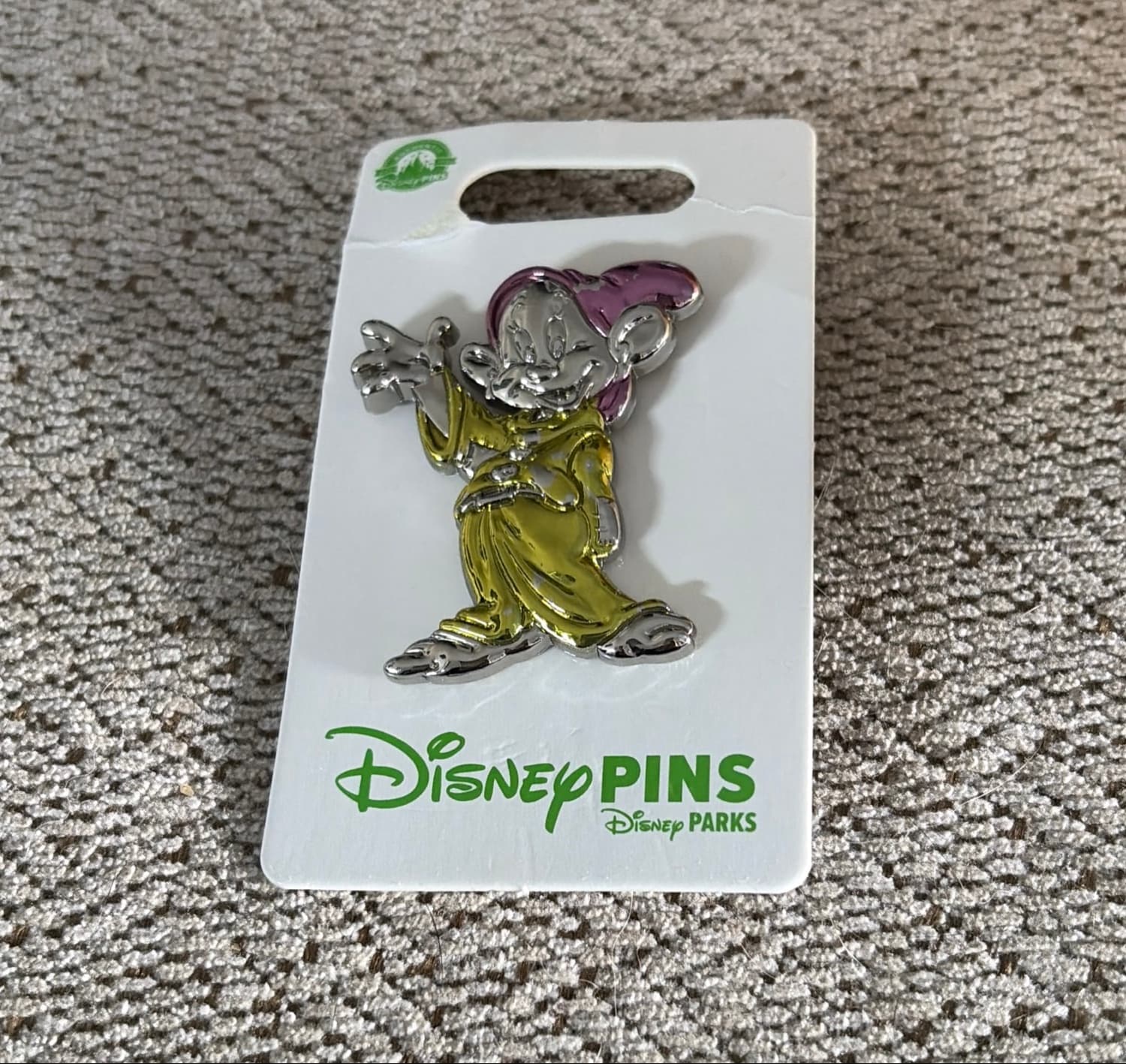 2024 Disney Parks Sculpted Metallic Collection Pin Dopey Snow White Seven Dwarfs front