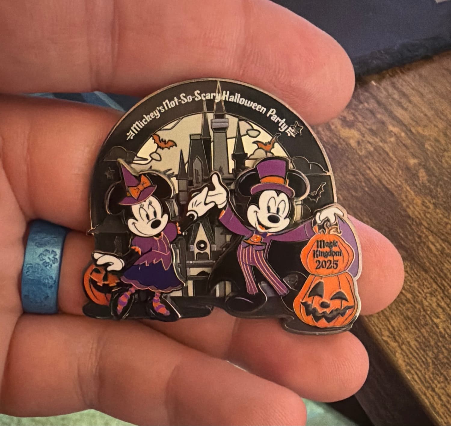 Mickey's Not So Scary Halloween Party 2025: Boxed Pin Set