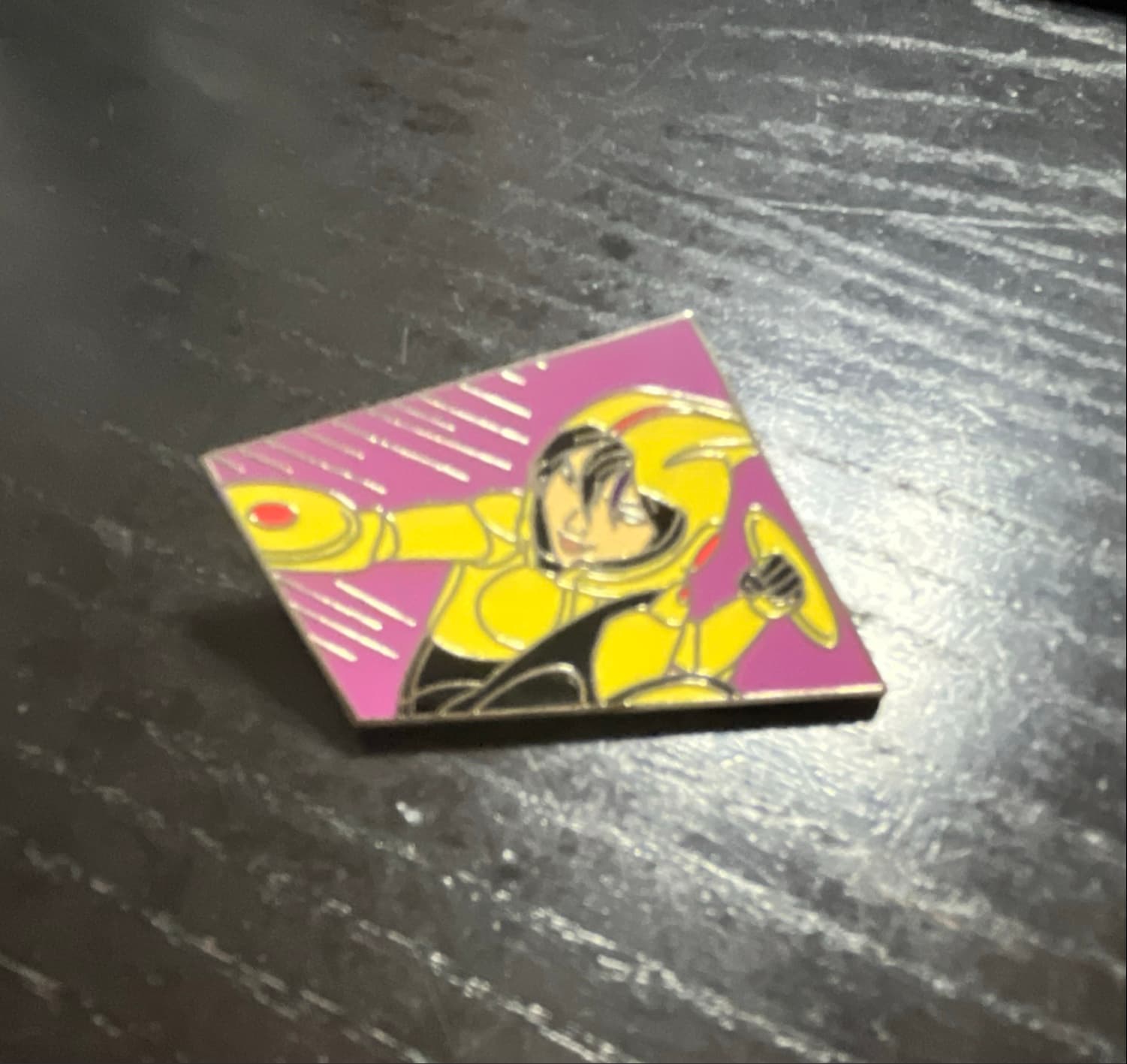 Big Hero 6 High-Tech Heroes Mystery Pin Set