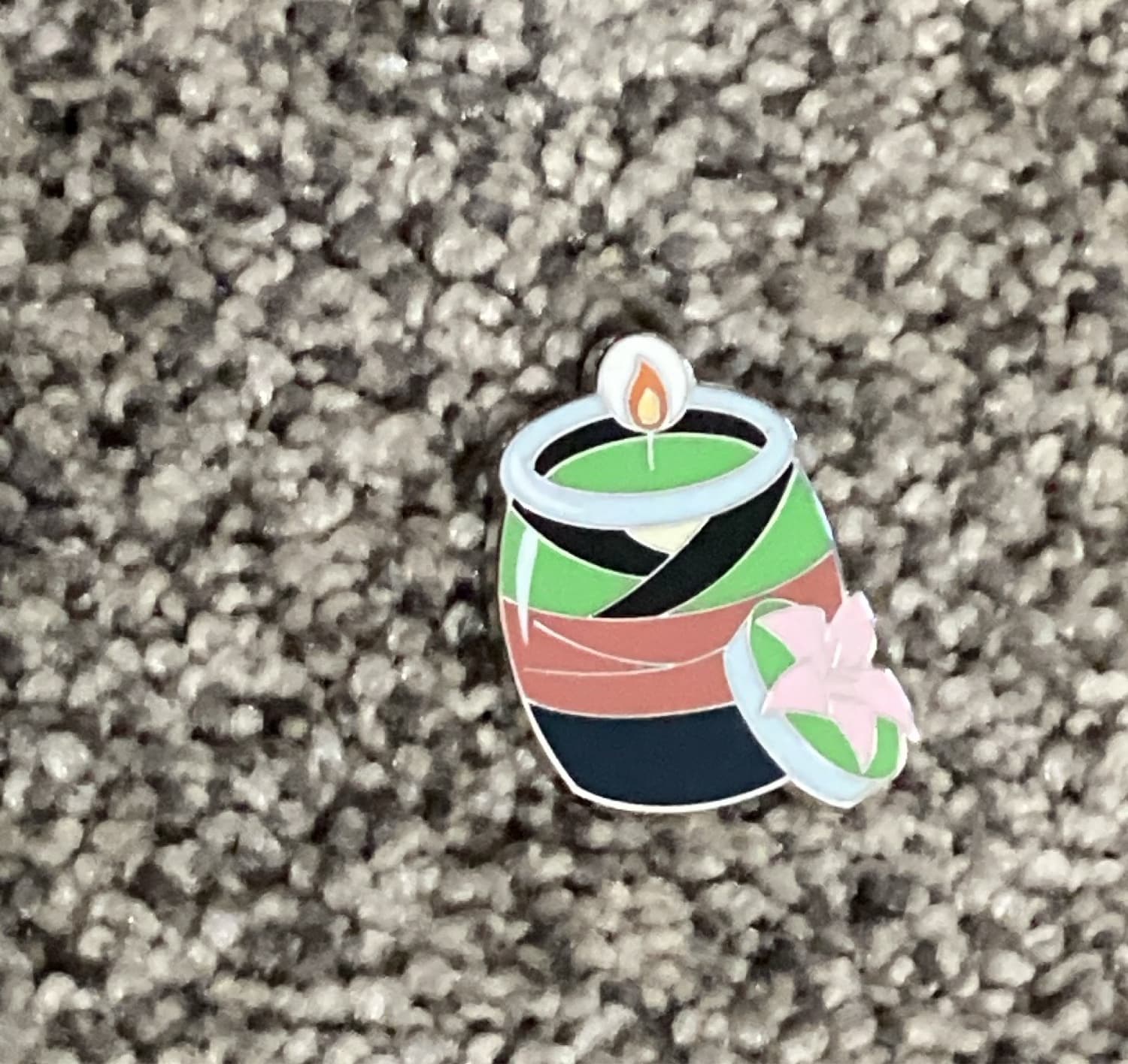 Mulan Candle - Magical Mystery Princess Candle Pin front