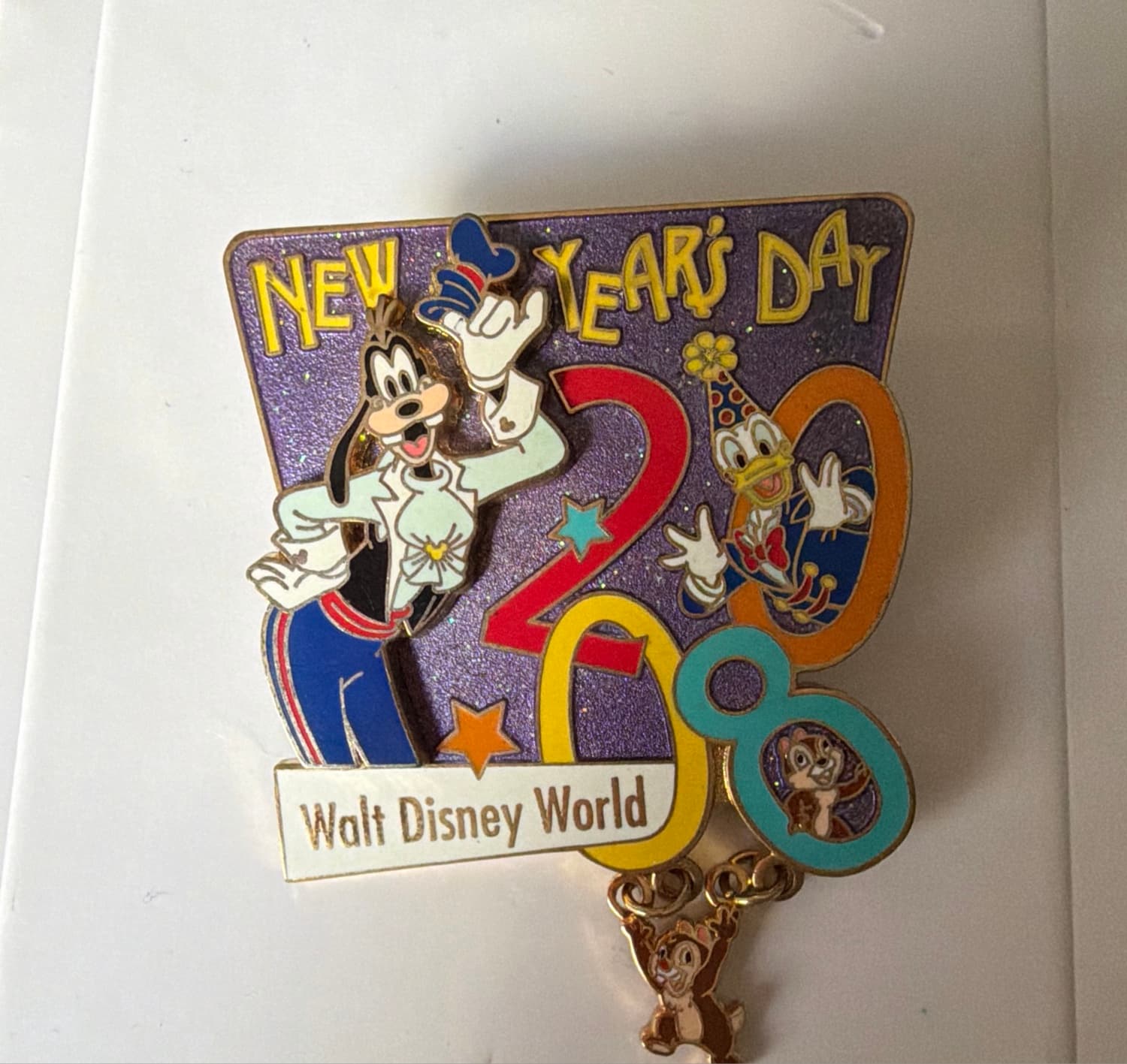 Disney New Year's Day Pin - 2008 Goofy, Donald, Chip And Dale
