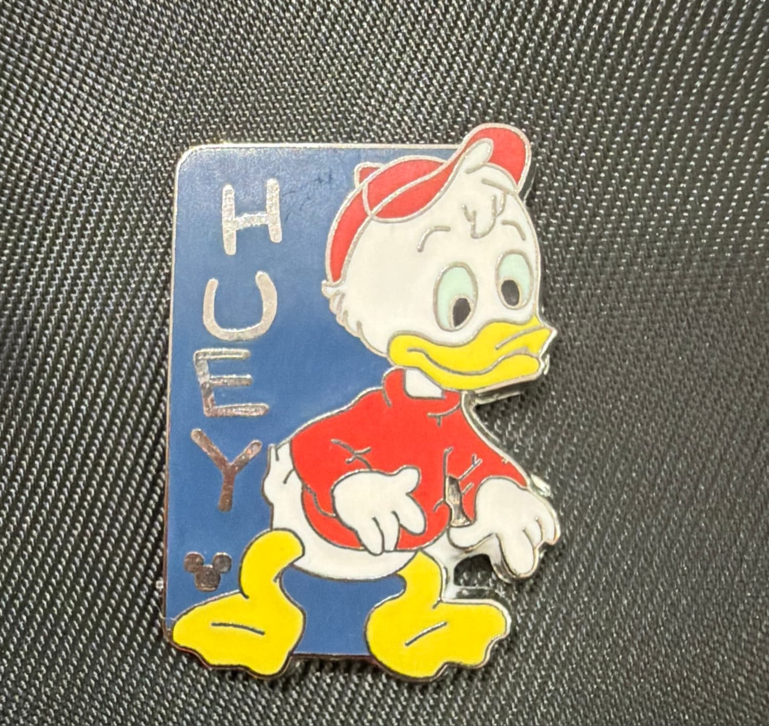 Huey (Donald's Nephew) - Hidden Mickey Vertical Text Pin