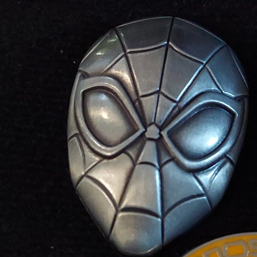 Spider-Man Mask Pin front