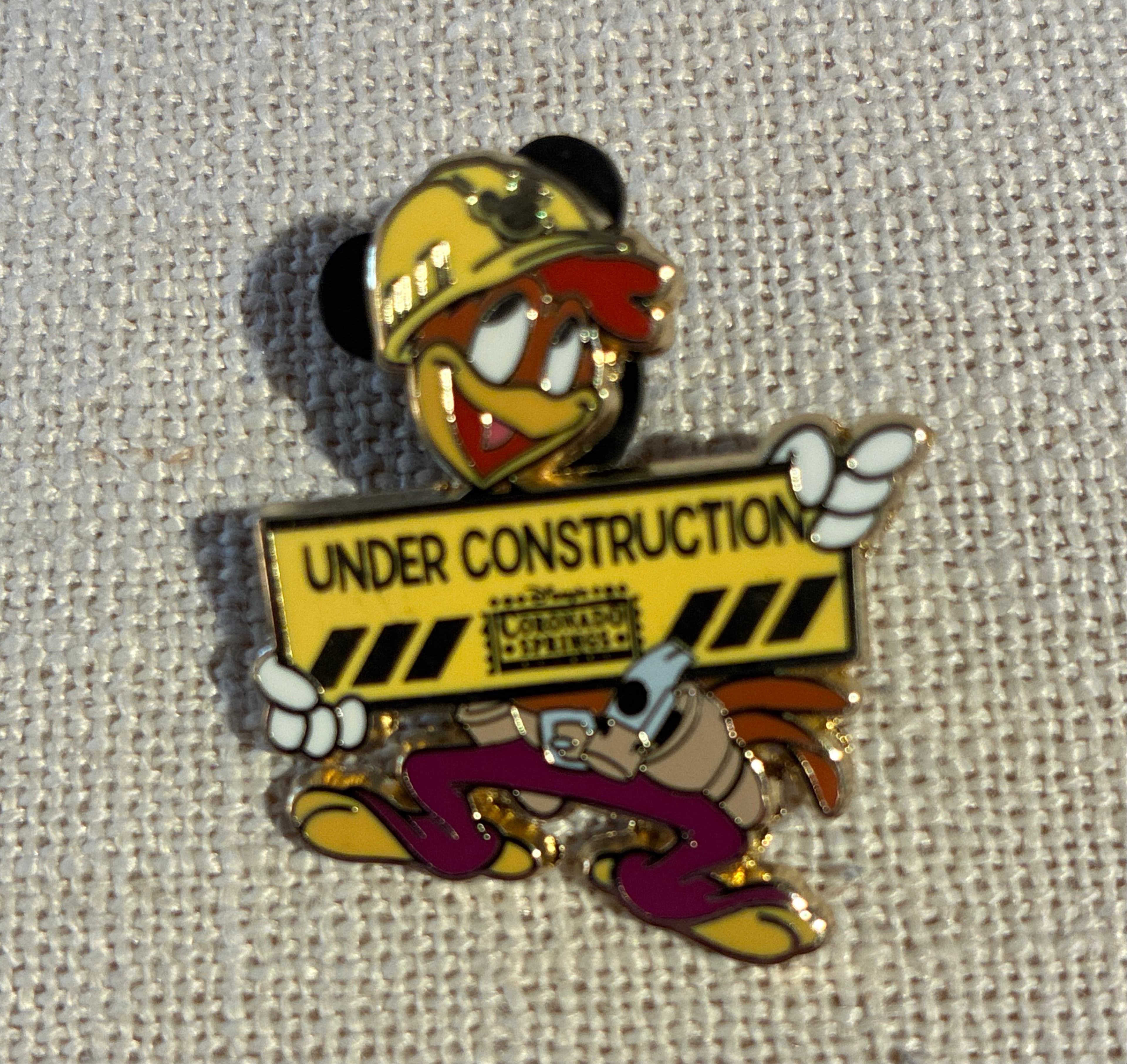 Donald Duck Refurbishment Pin