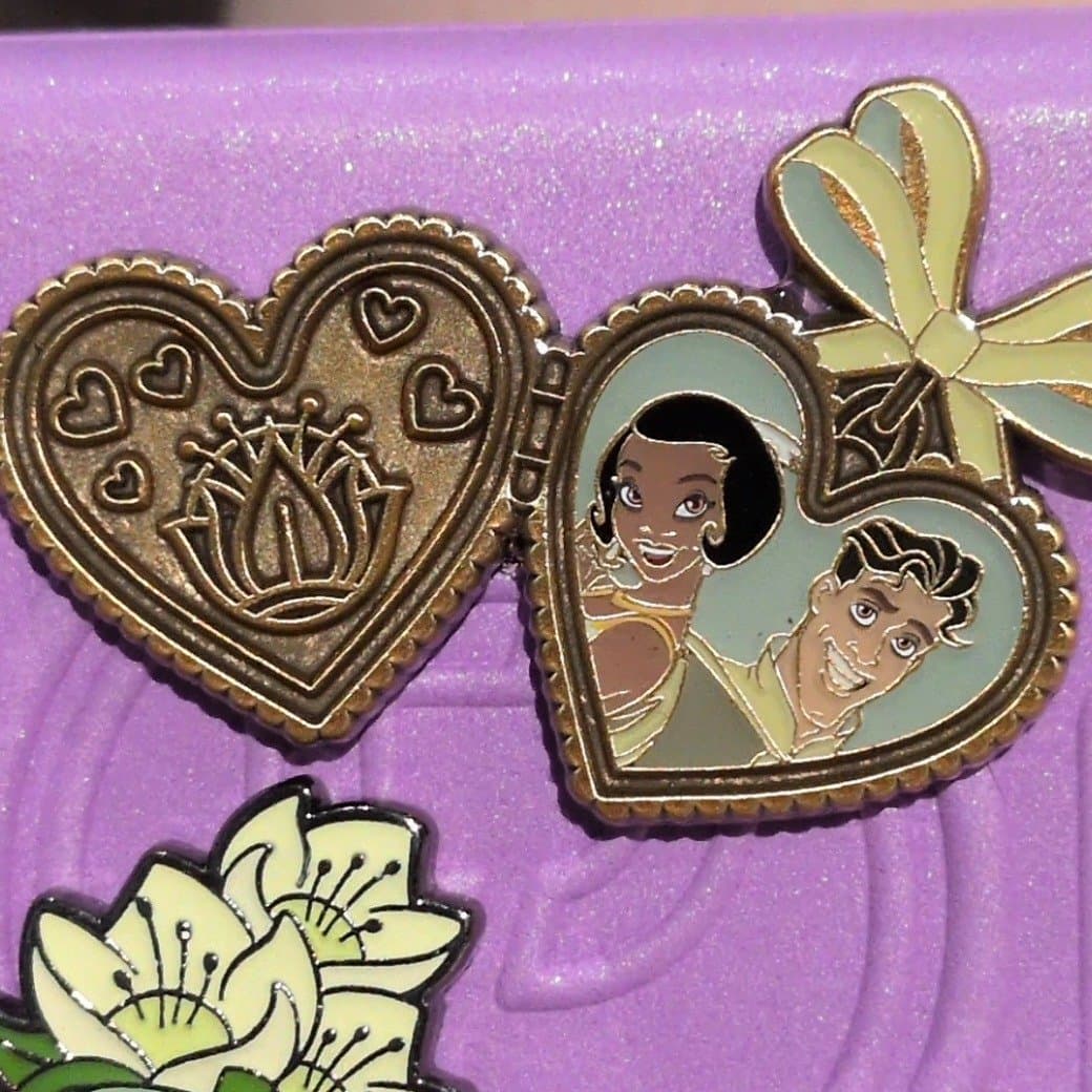 Royal Couple Lockets Mystery Set