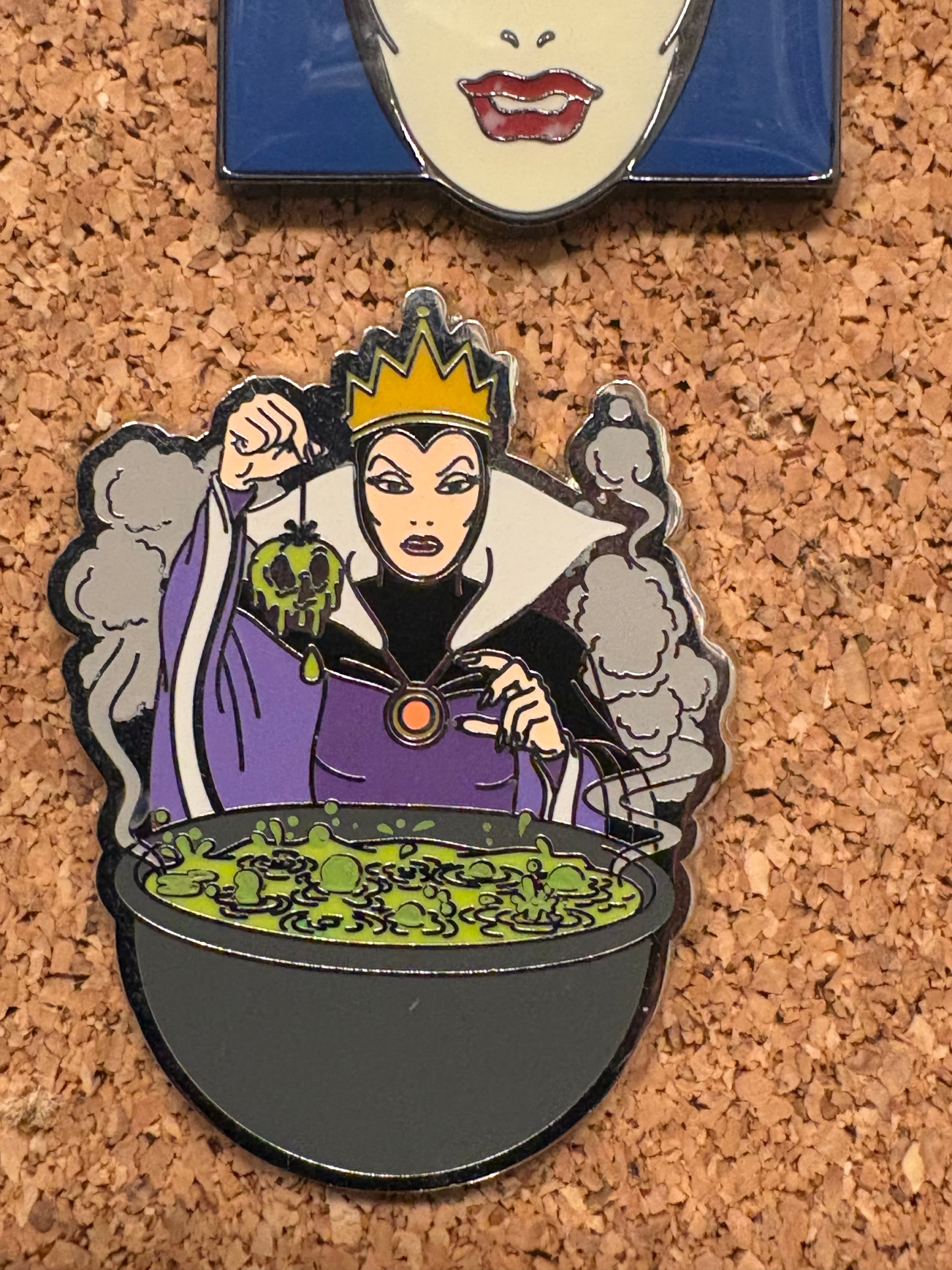 DLP - Evil Queen with Cauldron