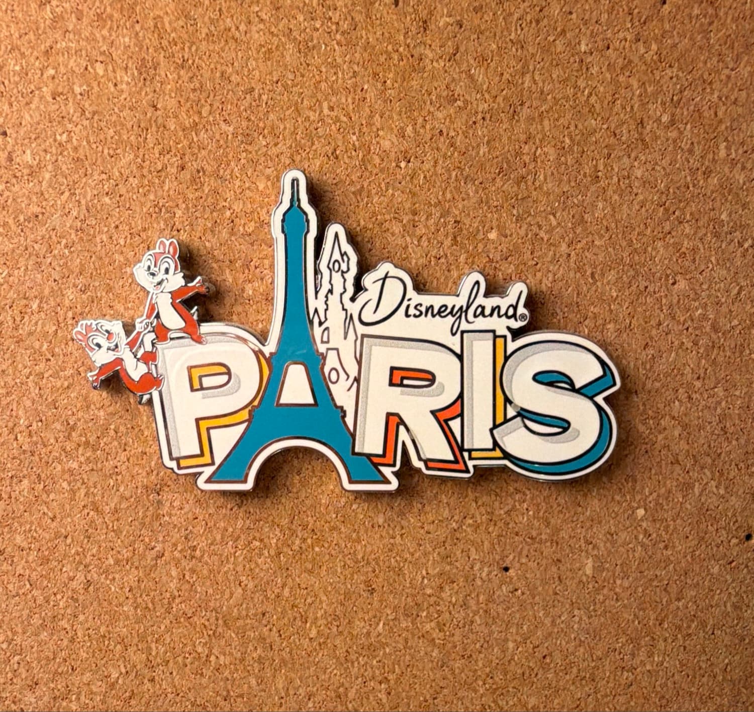 pAris Chip & Dale front