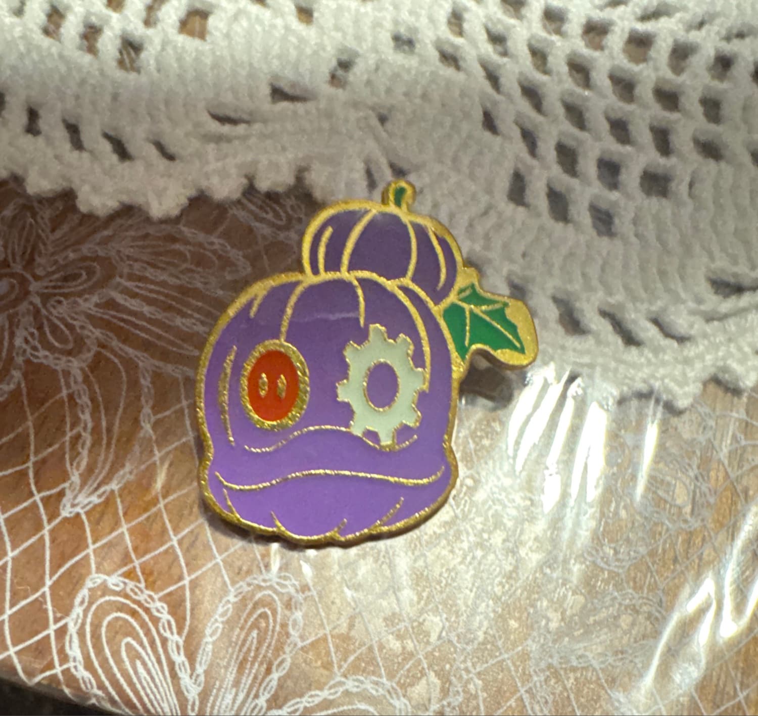 Halloween Time 2018 Mystery Pin Collection - Steampunk Purple Pumpkin (Generic or Unidentified Character)