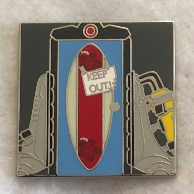 Magical Mystery Pins 8 - Lilo and Stitch front