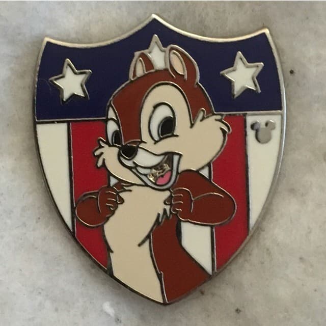 Hidden Mickey 2013 WDW - Patriotic Shields - Chip