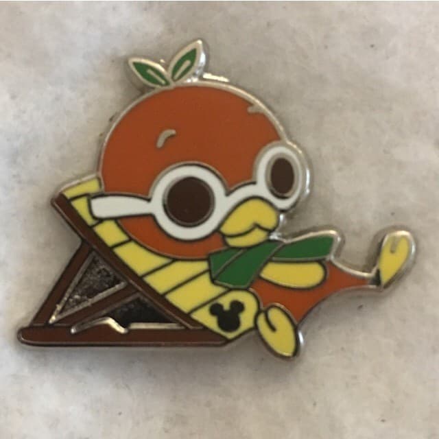 Hidden Mickey 2011 WDW - Orange Bird - Lounging