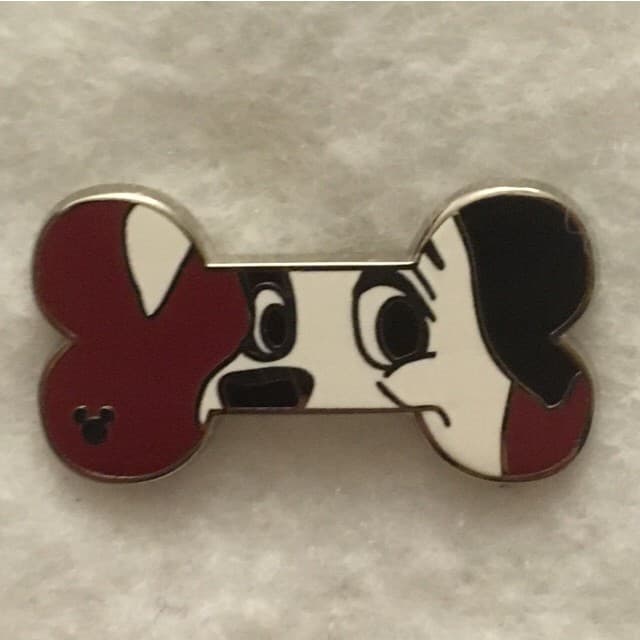 Hidden Mickey 2017 WDW - Dog Bones - Lucky
