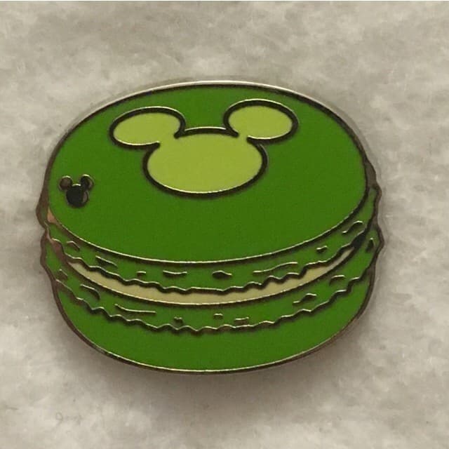 Hidden Mickey 2015 WDW - Macaron - Green