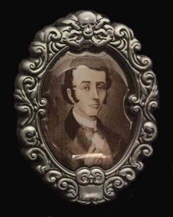 Haunted Mansion Cameo Mystery Collection - Master Gracey front