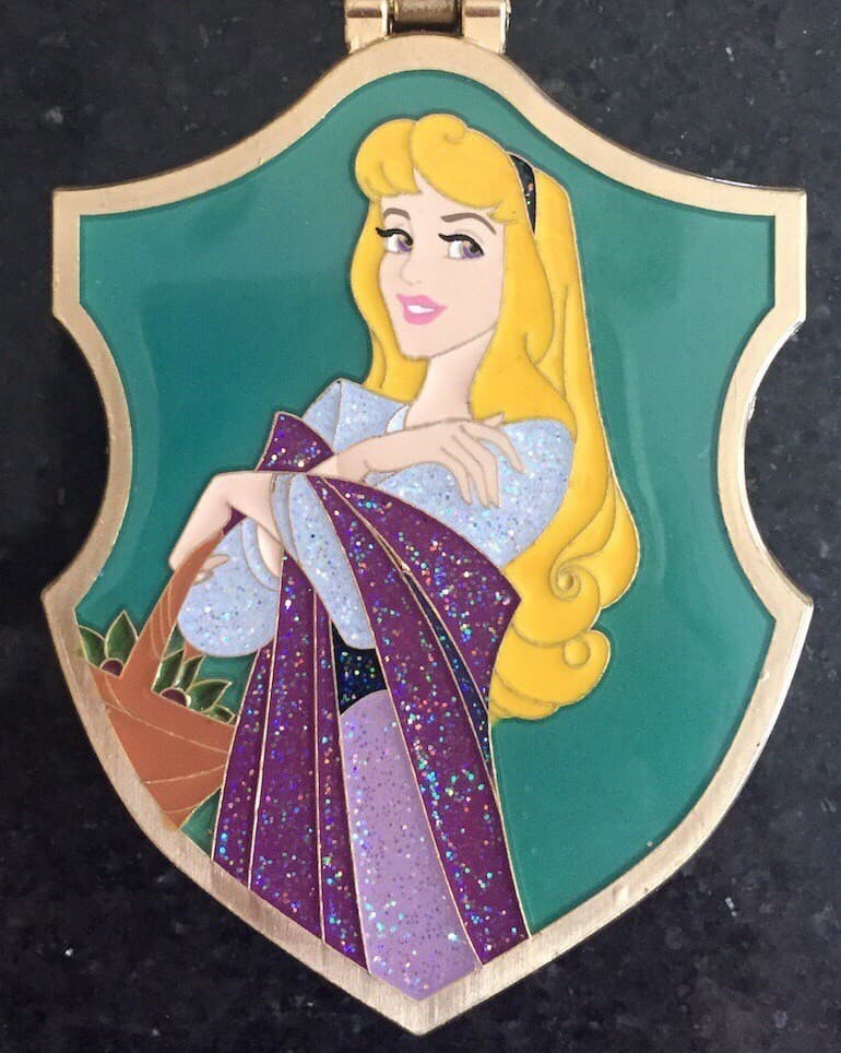 Hinged Princess Crest