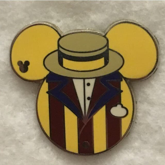 Hidden Mickey 2015 WDW - Costumes - Toy Story Midway Mania front