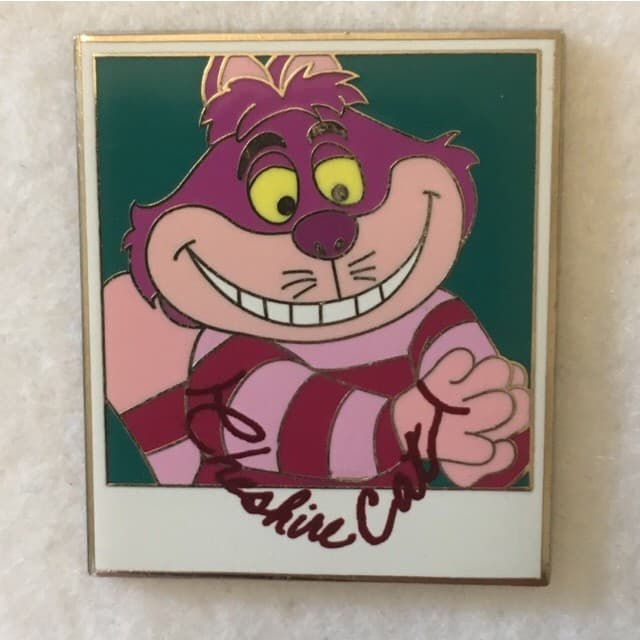 Characters & Cameras Mystery Collection - Cheshire Cat front