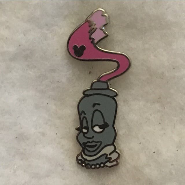 Hidden Mickey 2011 DLR - Fountains - Single Water Whip