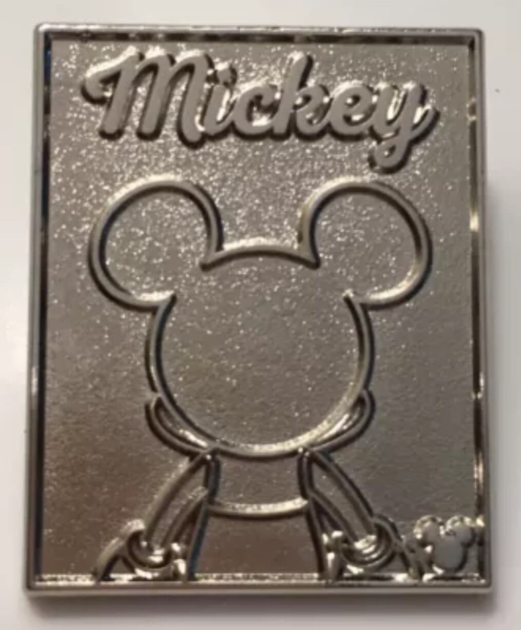 Hidden Mickey 2018 DLR - Character Backs - Mickey Mouse Chaser