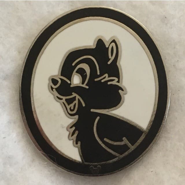 Hidden Mickey 2008 DLR - Silhouettes - Chip