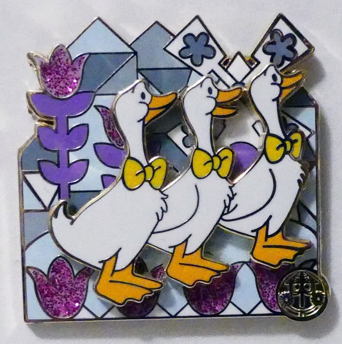 50 Years at Disneyland Park - it's a small world - Mystery Set - Geese CHASER