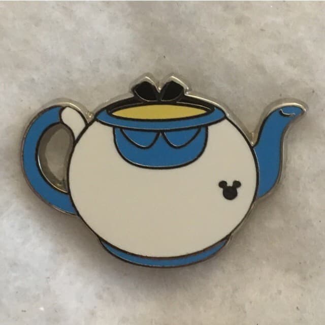 Hidden Mickey 2014 DLR - Teapots - Alice