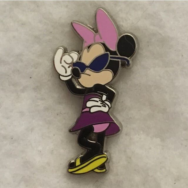 Cool Characters - Minnie Mouse front